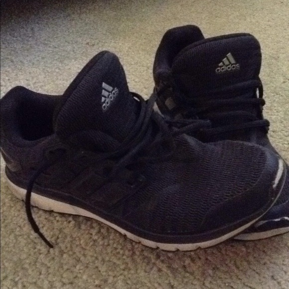 Black Addidas running shoes - Picture 1 of 1